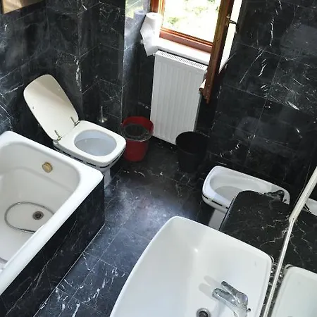 Experience - Age Limit 18-28 Hostel